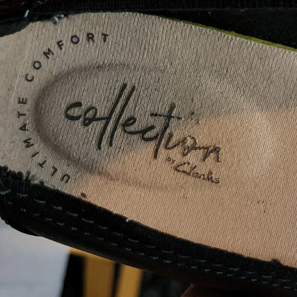 Clarks Ballet Flats 7.5 Women Gracelin Wind Black Leather Patent Cap Toe Ring